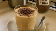 卵なし・グルテンフリーで楽しむコーヒームース：鍋で4〜5分、とろみ付けして冷やすだけ