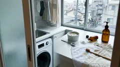 服のシミは見つけた瞬間が勝負、こすらず落とす応急処置と家のものでできる対策