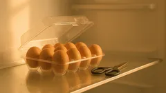 卵パックのフタがパカパカしない開け方は逆から切るだけ